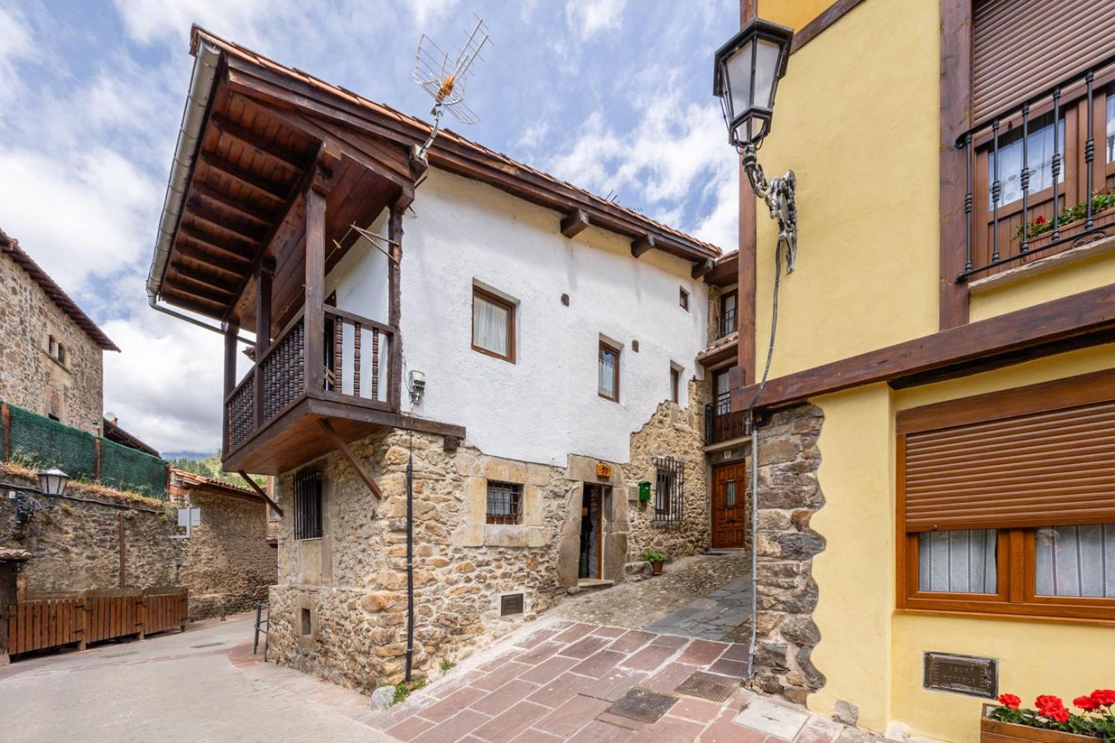 Casa Raymonde Villa Potes Bagian luar foto